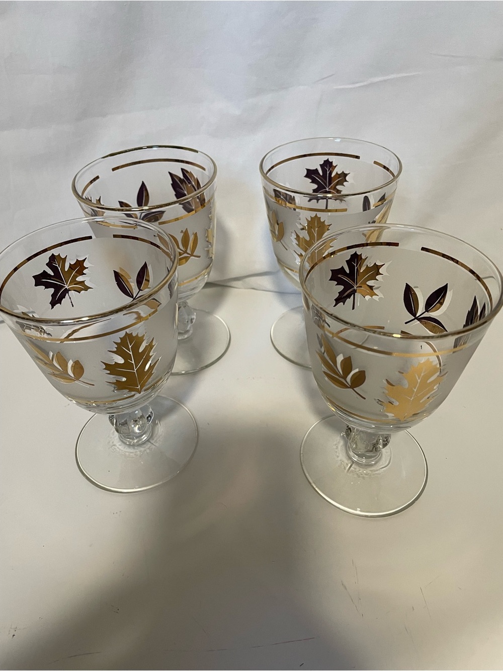 Hand-Painted Leaf Stemmed Glasses - Set of 4 vintage Libby